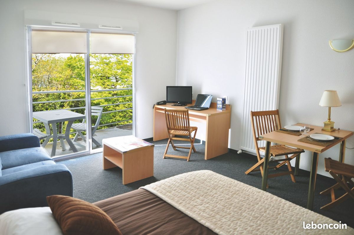 Appartement 1 pièce(s) 28 m²à louer Sainte-genevieve-des-bois