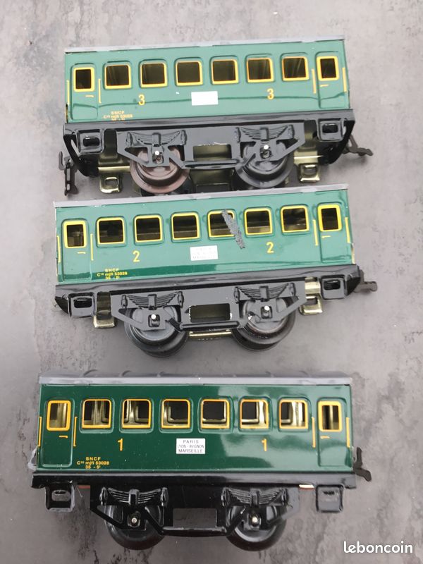 Hornby hachette locomotive bb-805 à clé + 3 voitures voyageurs échelle o (image 7)