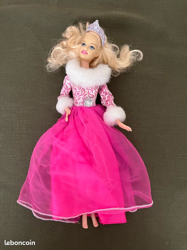 Poupée Barbie (image 1)