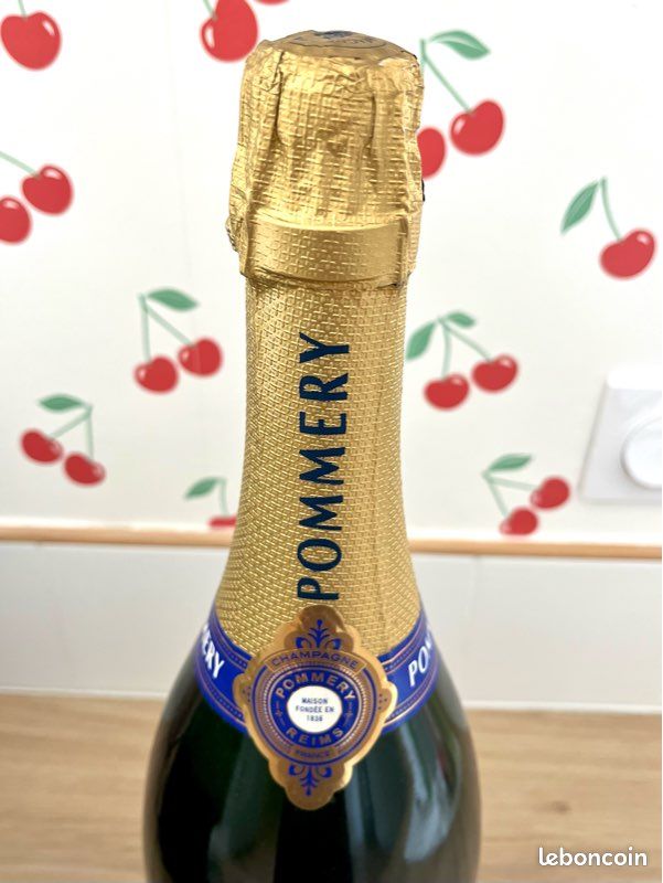 Jéroboam factice Champagne Pommery “Brut Royal” 3L – Pièce de décoration luxe mariage événementiel (image 8)