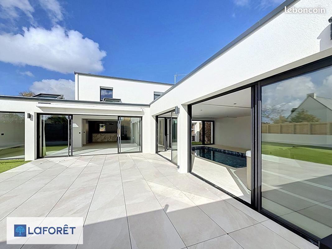 Maison 8 pièces 164 m² · à Guilers · 164 m² · 642 675 €