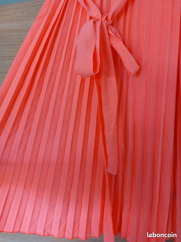 Robe rose orangée vive (image 2)