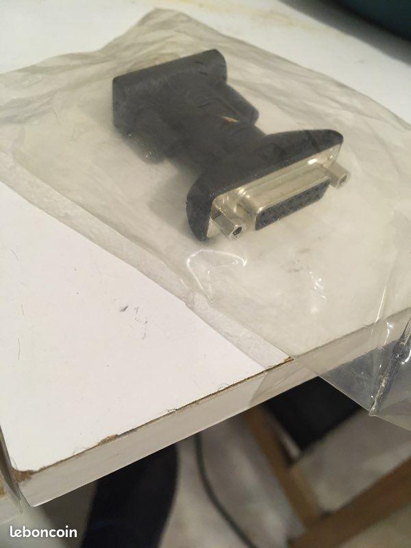 Adaptateur video neuf de VGA/SVGA vers Apple DA15 (image 4)