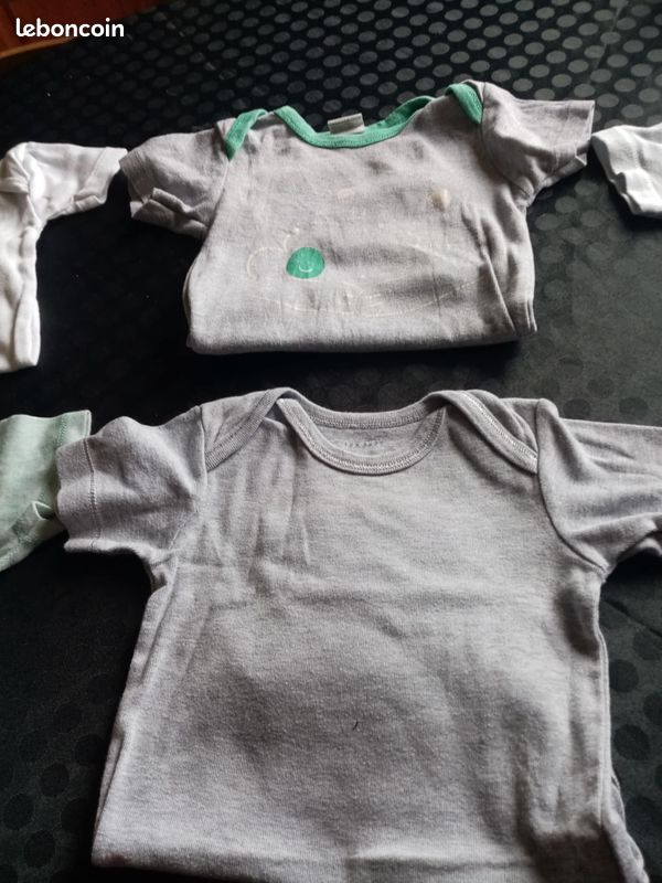 Lot de 6 bodies été 9 mois garçon (image 15)