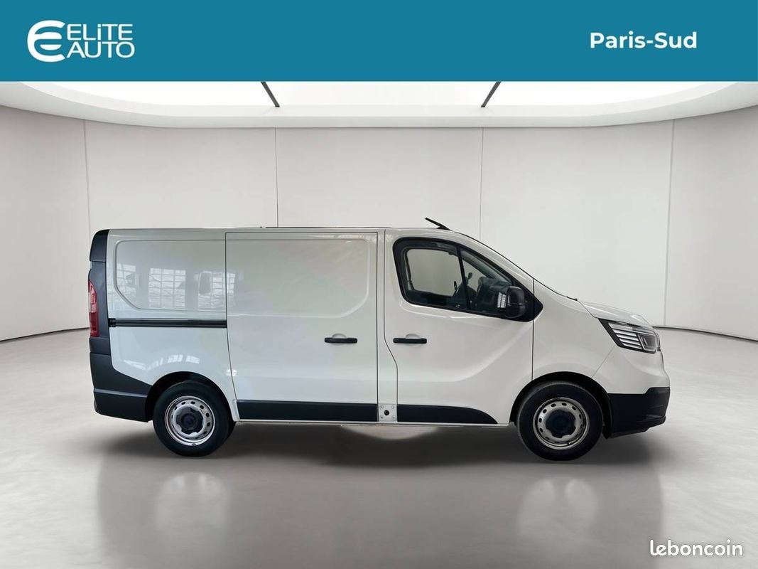 Renault trafic fgn l1h1 2800 kg blue dci 110 confort (image 2)