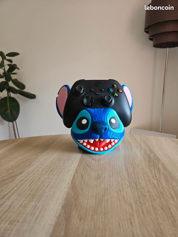 Support fan art manette gaming 18 stitch (image 2)