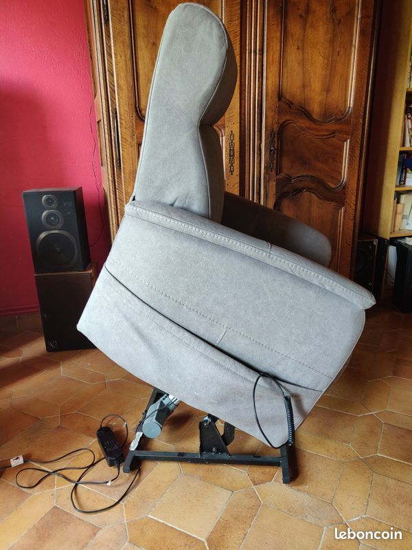 Fauteuil releveur électrique (image 5)