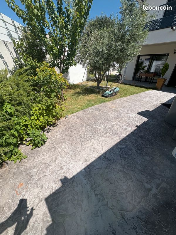 Maison 5 pièces 110 m² · à Saint-André-de-Sangonis · 110 m² · 395 000 €