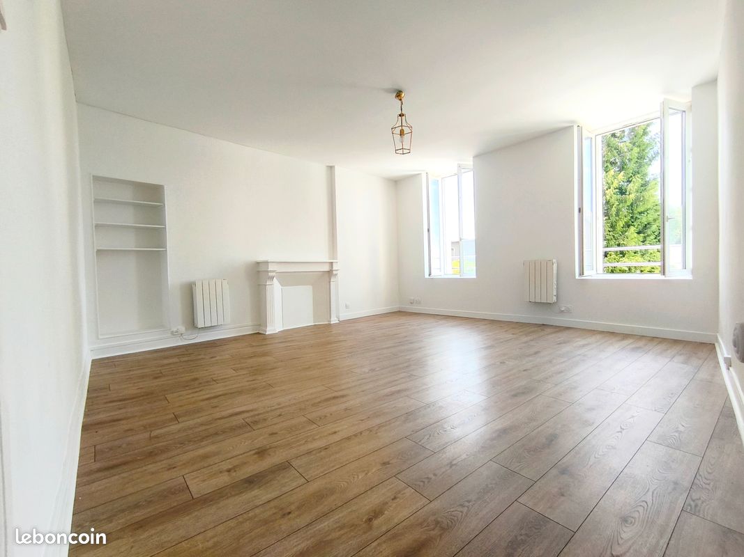 Appartement 3 pièces 73 m² · à Plonévez-du-Faou · 73,1 m² · 526 €/mois
