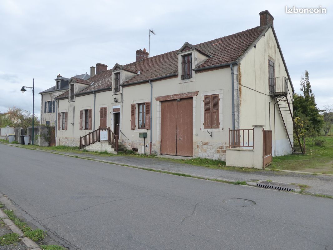Maison 4 pièces 110 m² · à Vallon-en-Sully · 110 m² · 105 000 €
