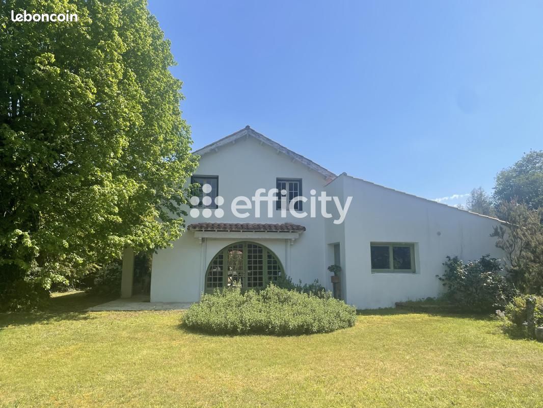 Maison 4 pièces 162 m² · à Dolus-d'Oléron · 162 m² · 689 000 €