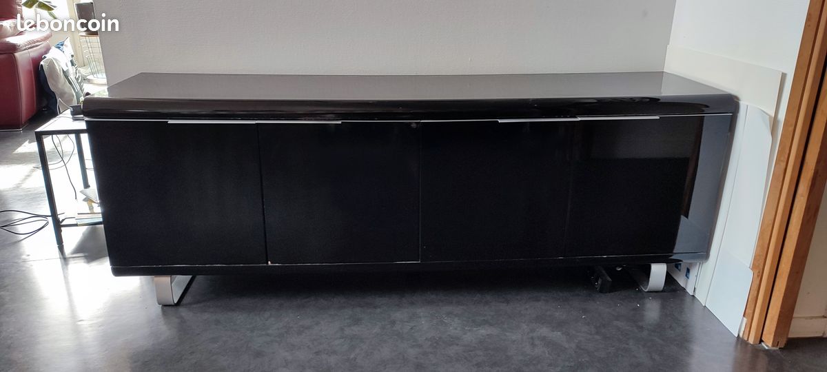 Buffet laqué noir (image 1)
