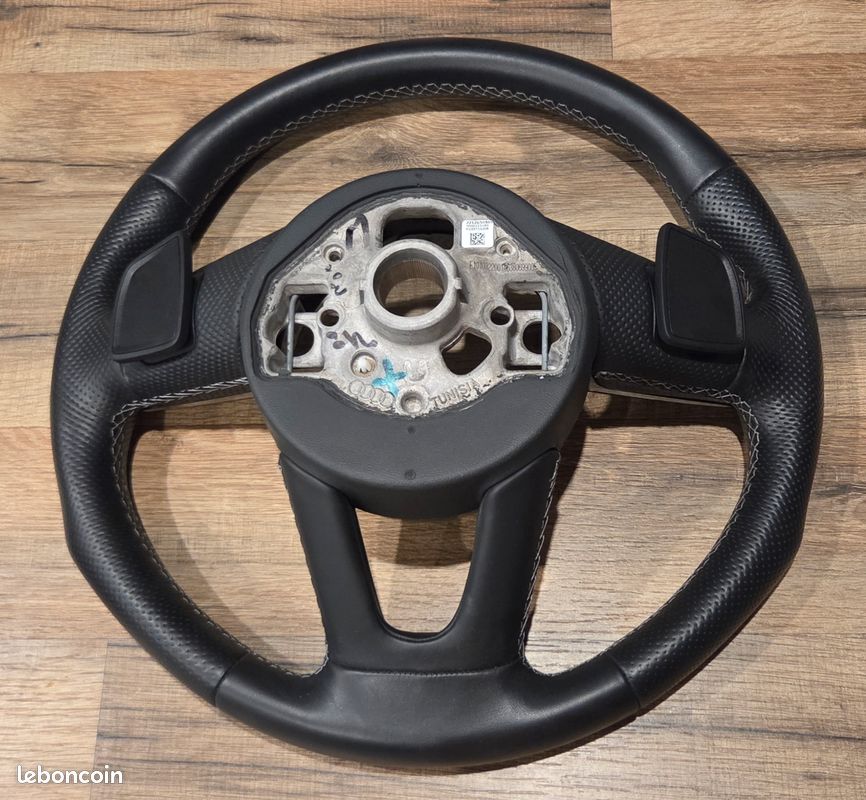 Volant Audi sport cuir multifonction avec Tiptronic (image 2)