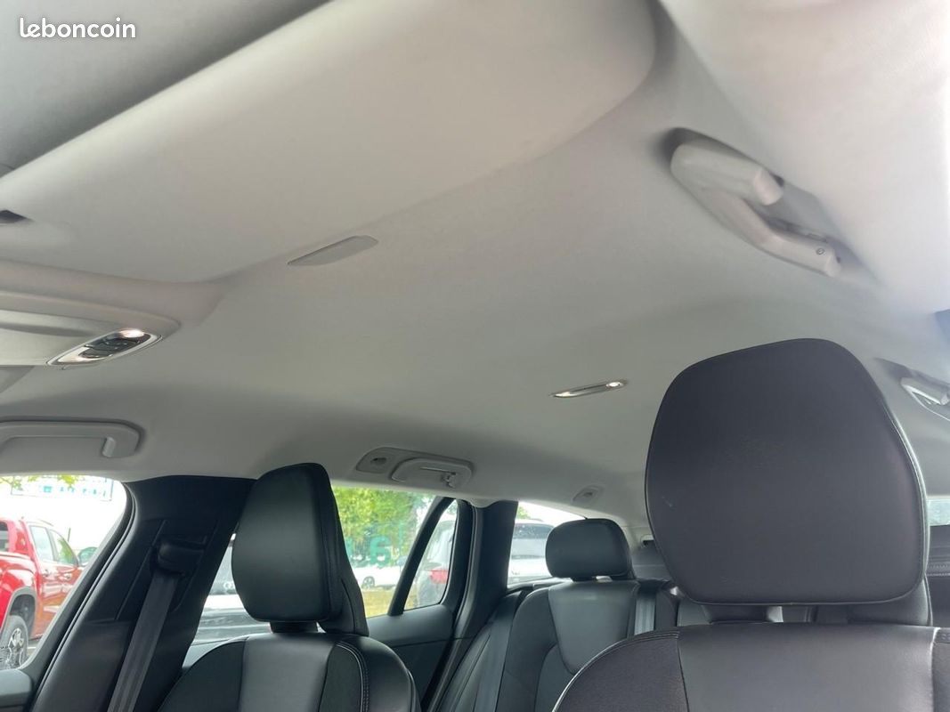VOLVO V60 B3 Micro-Hybride Essence 163 Geartronic Business (image 10)