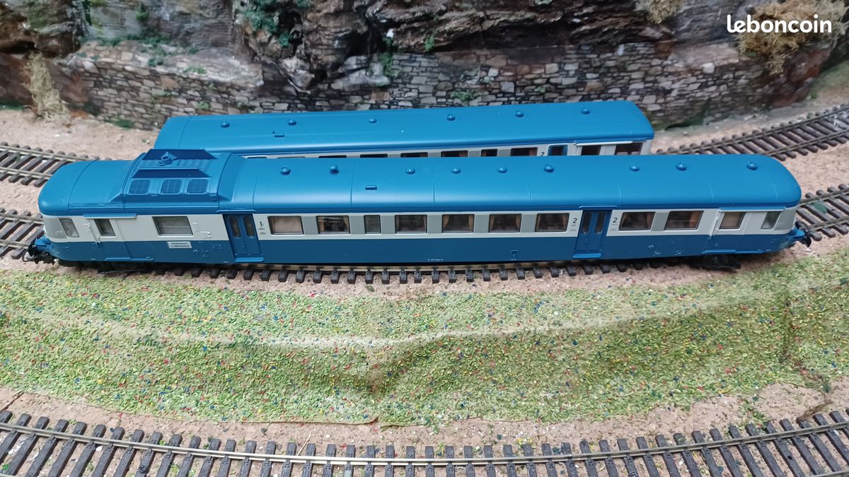 RARE Ho VEND autorail X2800+remorque bleu ROCO neuf - Modélisme