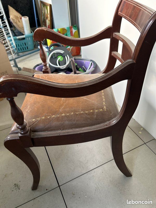 Chaise a acoudoir (image 2)