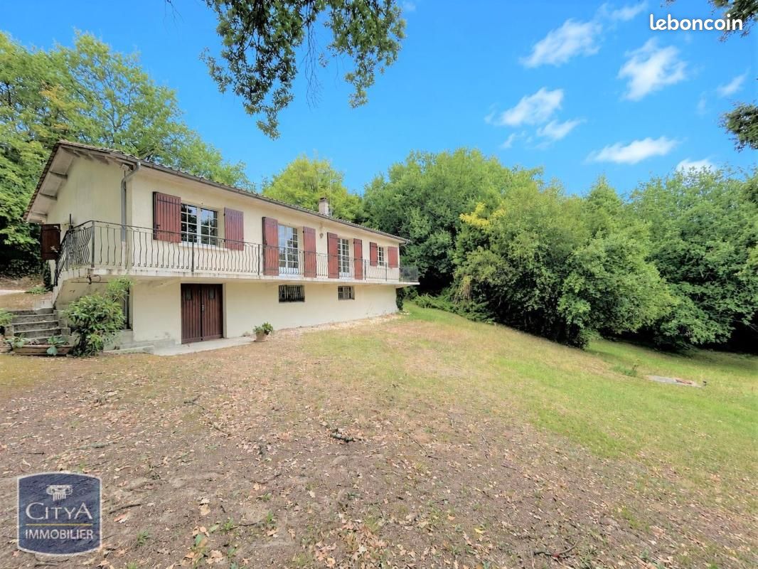 Maison 4 pièces 94 m² · à Fronsac · 94 m² · 1 100 €/mois