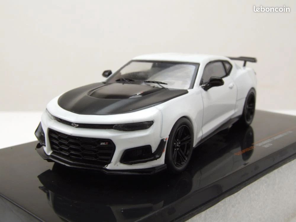 Modèle Voiture Collection échelle 1/32 LIUSANG Modèle Voiture Camaro ZL1 1/32 Super Racing - Voiture Diecast Alliage Collection Décoration Modèle Voiture Collection échelle 1/32 LIUSANG Modèle Voiture Camaro ZL1 1/32 Super Racing - Voiture Diecast Alliage Collection Décoration