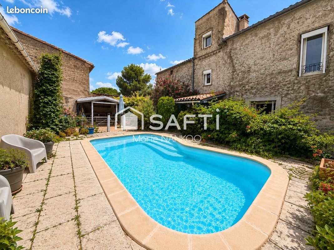 Maison 5 pièces 160 m² · à Carcassonne · 160 m² · 325 000 €