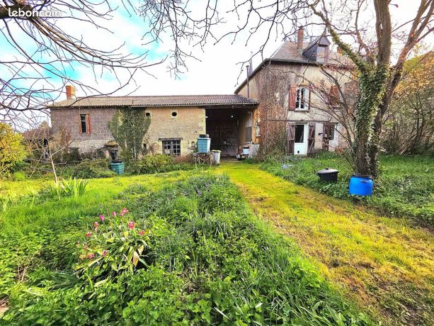 Maison 3 pièces 102 m²