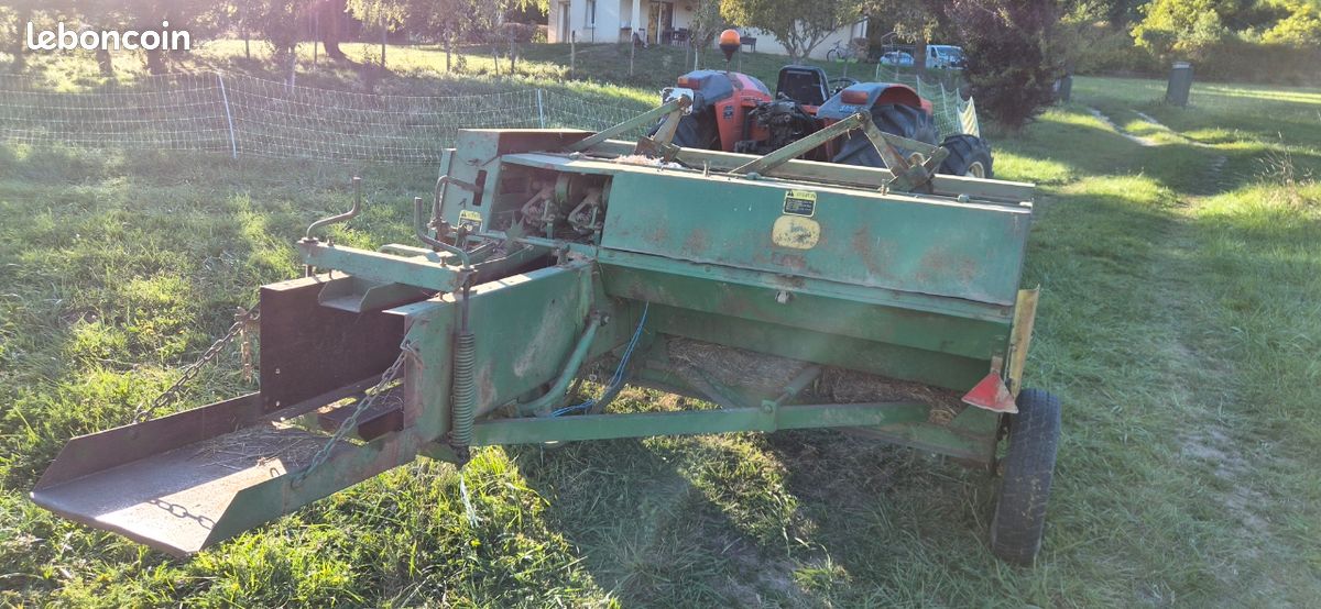 Presse John Deere CB300 (image 3)