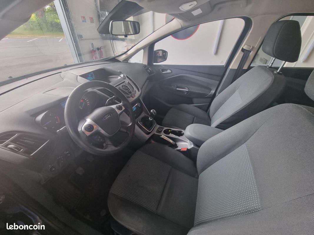 Ford c-max 1.6 tdci 95 edition (image 18)