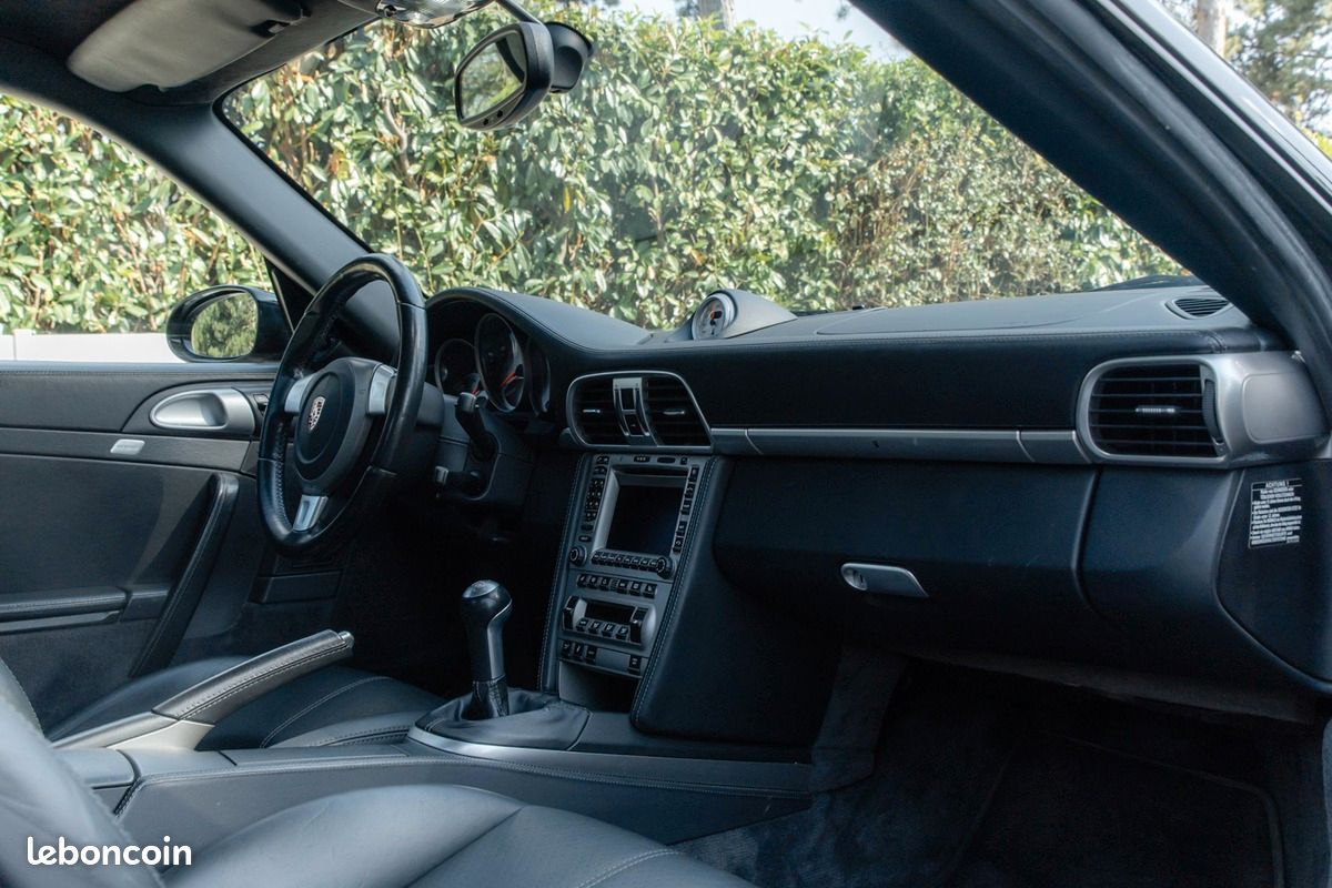 Porsche 911 Type 997 Carrera 4S - Très bon état de présentation (image 14)