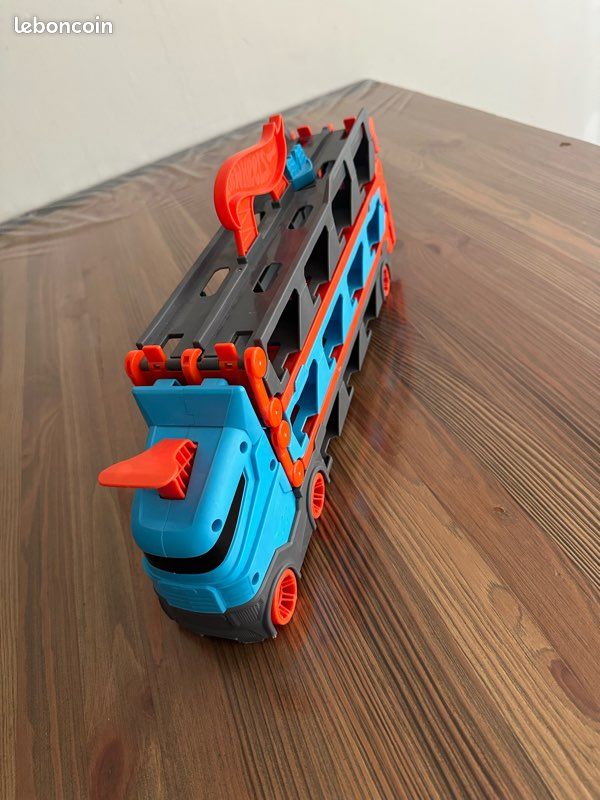 Camion transporteur Hot Wheels (image 3)