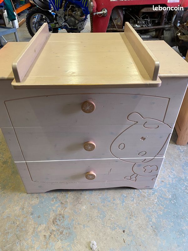 Chambre enfant commode et lit (image 2)