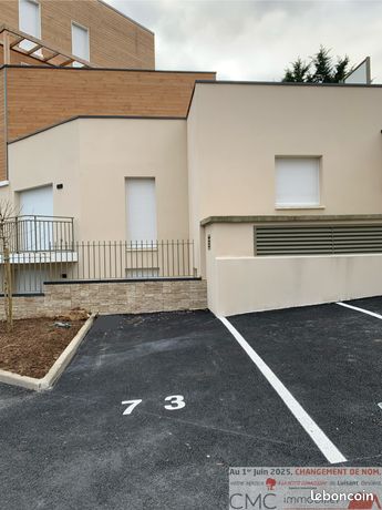 Parking/box Chartres
