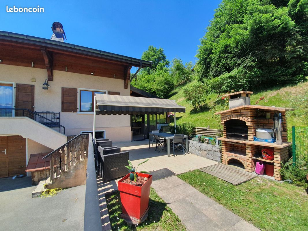Maison 7 pièces 162 m² · à Saint-Jeoire · 162 m² · 440 000 €