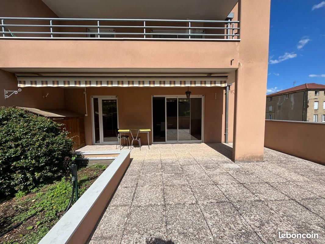 Appartement 4 pièces 87 m² · à Mâcon · 87 m² · 960 €