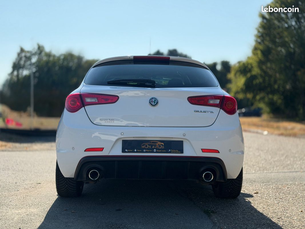 Alfa Romeo Giulietta Serie 2 2.0 JTDM 150ch Lusso – Gps – Clim – Révisée & garantie 6 mois (image 6)