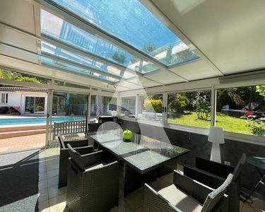 Maison 854 000 € - 199 m²