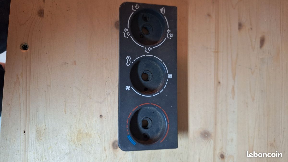 Console chauffage peugeot 205 (image 1)