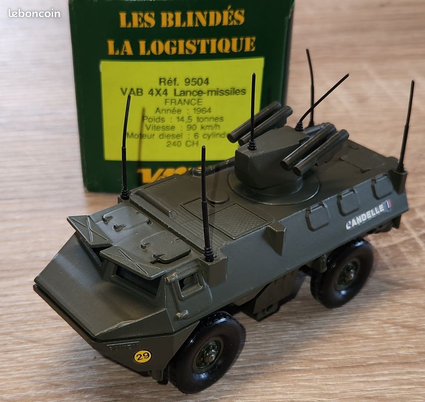 Verem VAB 4x4 Ambulance Désert - 1/50 - Militaire Armée