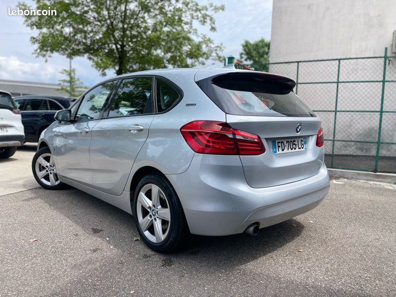 Bmw Série 2 F45 225XEA 224ch Business - GPS Pro / Affichage tête haute HUD / Sièges chauffants (image 3)
