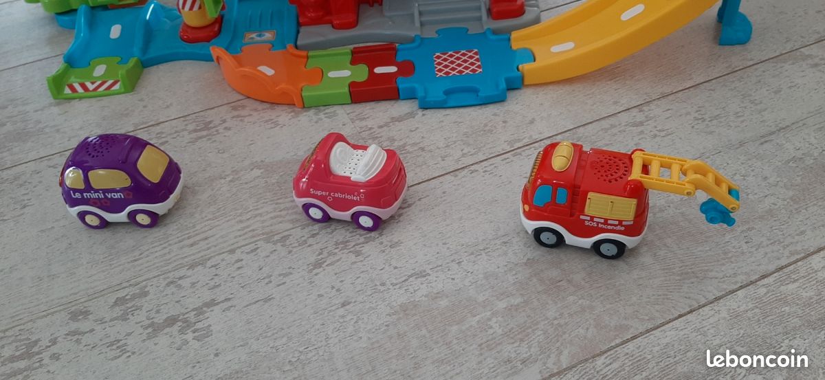 Super caserne Tut-Tut Bolide (image 7)