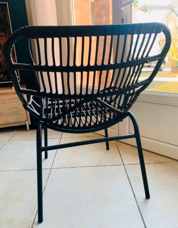 Fauteuil design rotin noir (image 3)