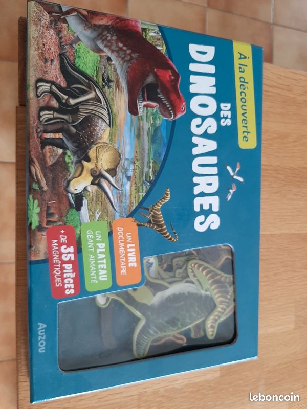 Dinosaures magnétiques plateau +livre (image 1)