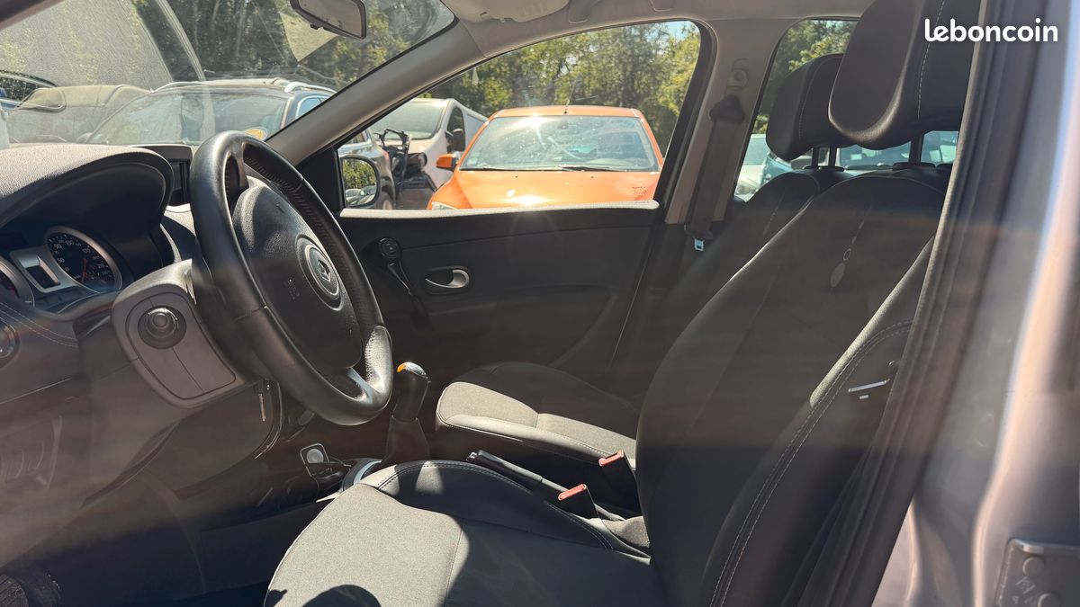 Citroen c3 ii phase 2 1.6 hdi 75 exclusive distribution et embrayage neuve (image 3)