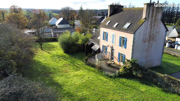 Maison 6 pièces 231 m²