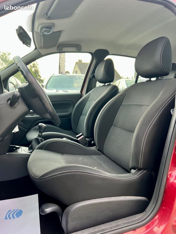RENAULT Clio Campus 1.2 16V 75 CV eco2 Pack Clim PREMIERE MAIN (image 8)