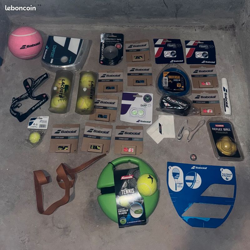 Lot accessoires tennis babolat lacoste tecnifibre (image 1)