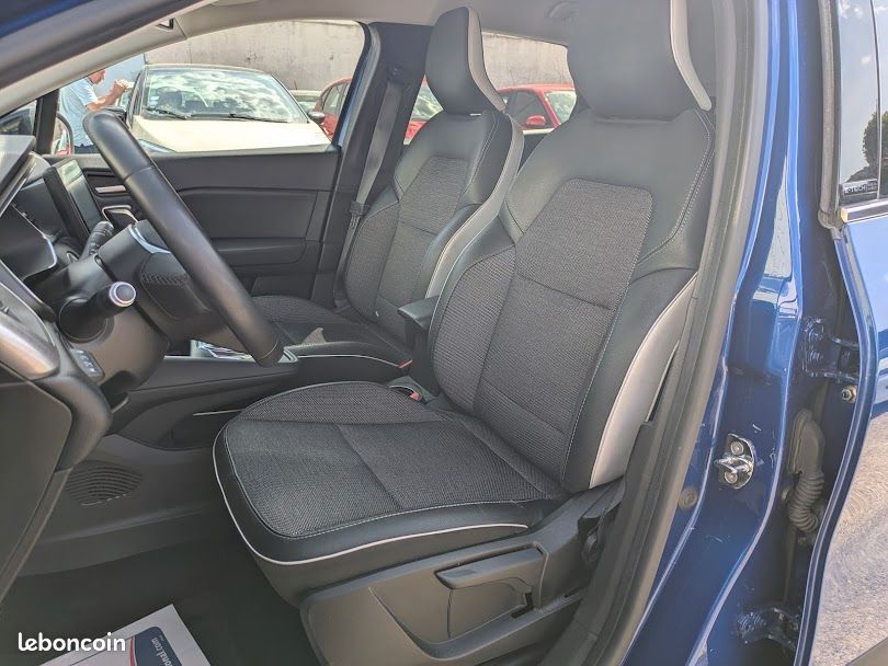 Captur e-tech 160ch plug-in intens / 1ere Main / ancien leasing (image 9)