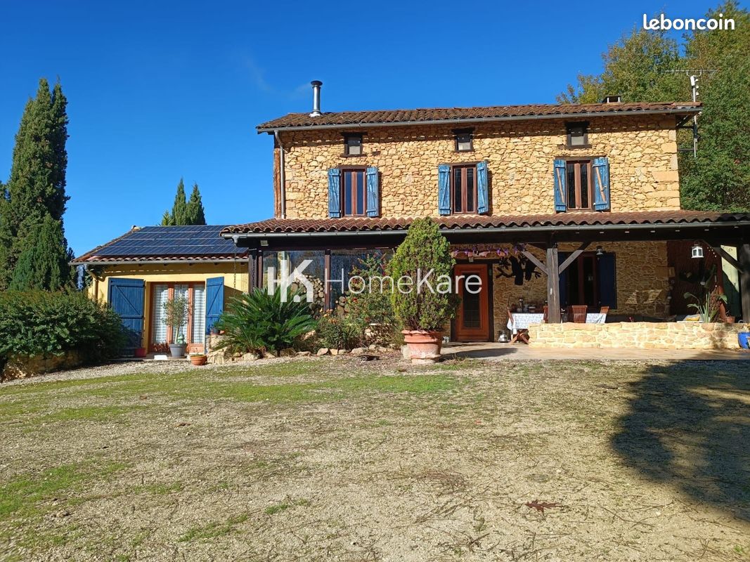 Maison 10 pièces 350 m² · à Saint-Marcet · 350 m² · 805 000 €