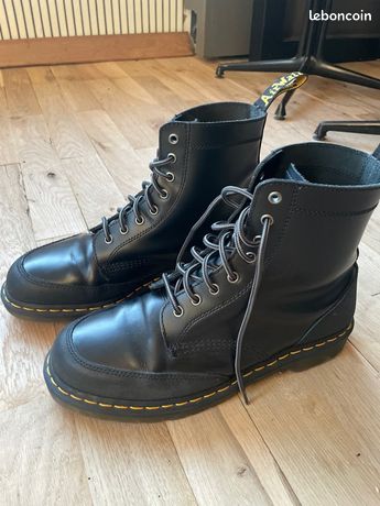 Bottes Dr. Martens Taille 43 - Peu Portées, Bon état Général - Cuir Noir Neuf Sans Boîte