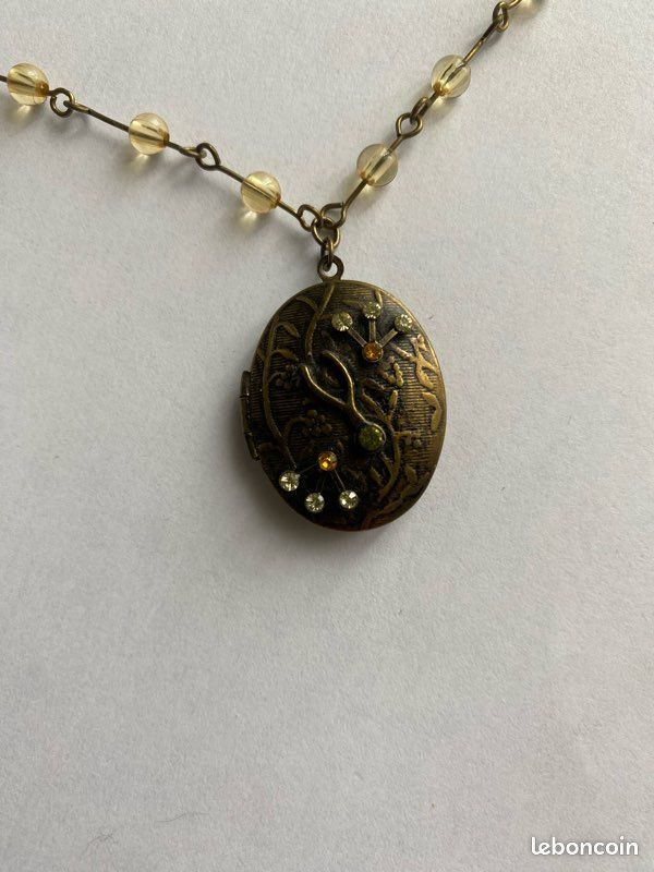 Magnifique pendentif /collier chaîne en pierres (image 6)