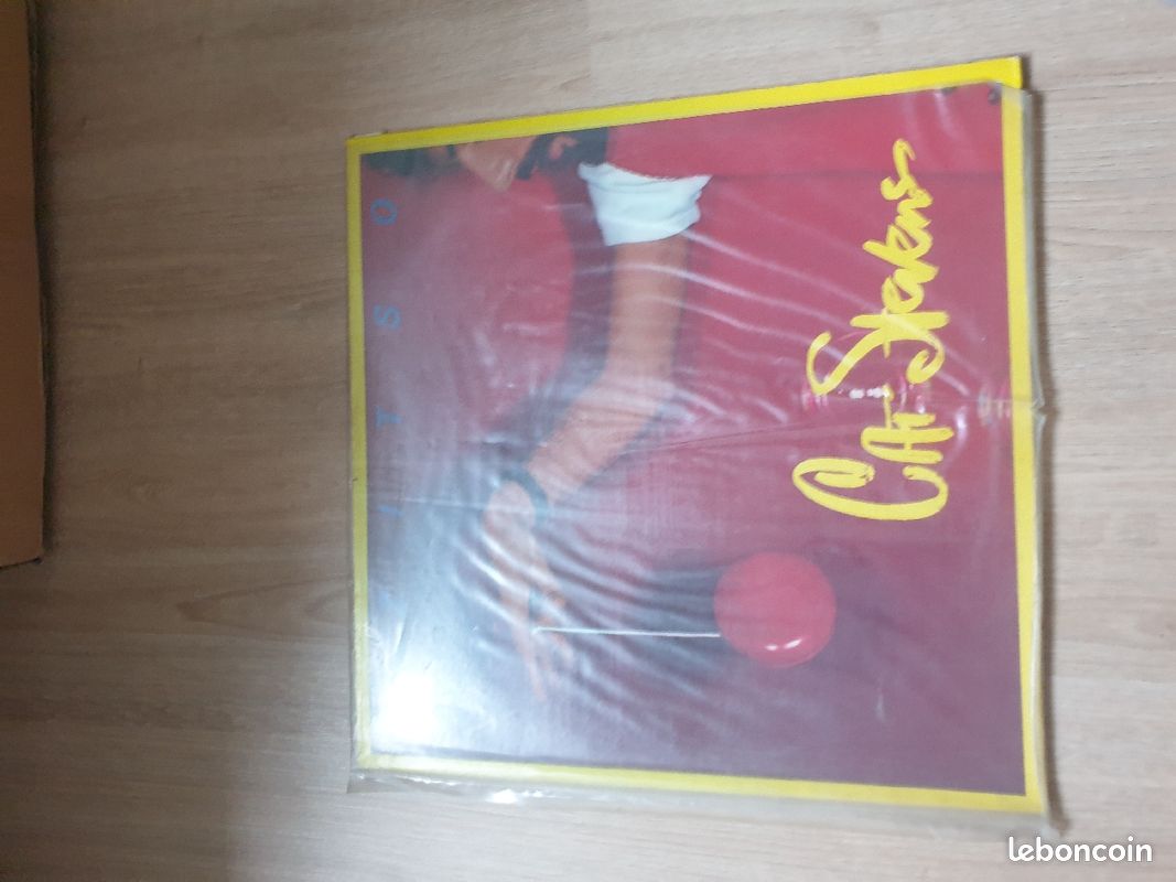 Vinyle 33T CAT STEVENS IZITSO (image 1)