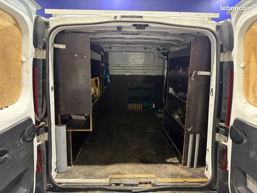 OPEL Vivaro Fg F2700 L1H1 1.6 CDTI 120 Pack Clim +- 2015 - Bluetooth - Aide au stationnement - Régulateur de vitesse (image 16)